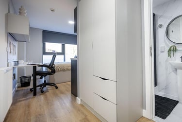 1 bed studio, Jocelyn Square, Merchant City, Glasgow, G15JY - Image 5